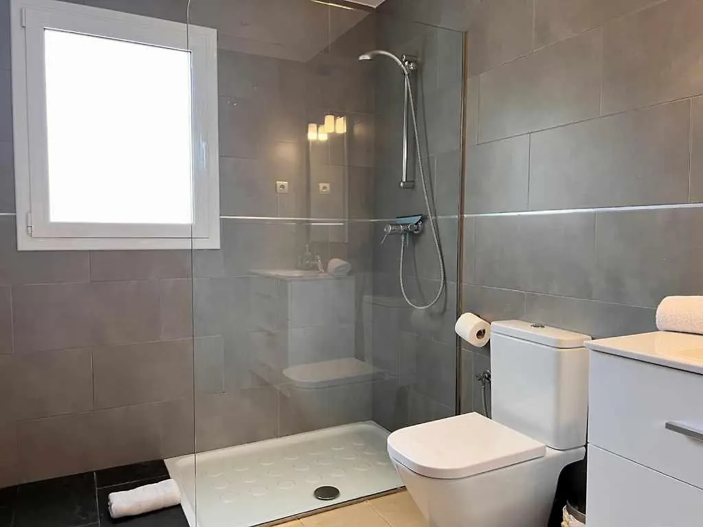 Villa Casa Mas Ambros Con Piscina Desbordante Calonge